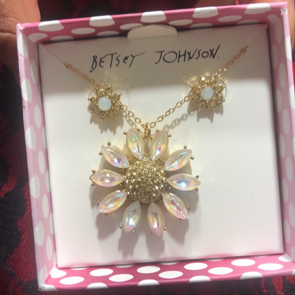 Betsy Johnson Daisy set